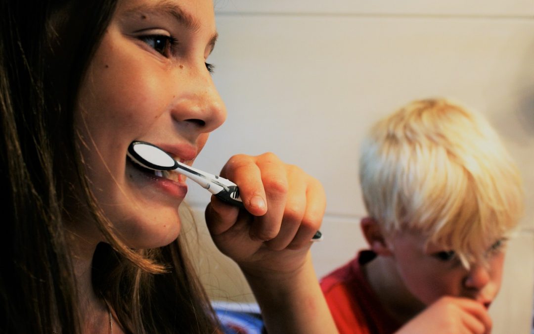 How to Encourage Children to Brush Their Teeth